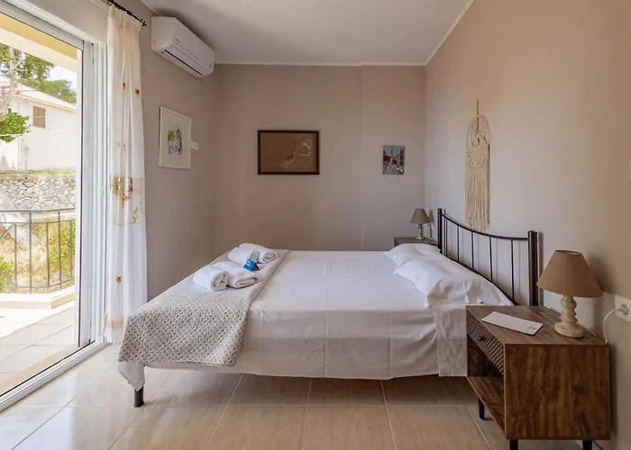 Helen's House At Ratzakli Case de vacanță *